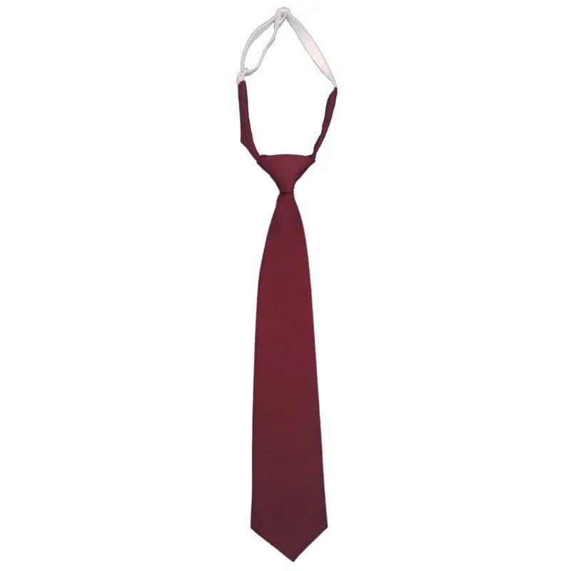 Men's solid colour cotton bow tie in arrow style measuring 35x7cm
