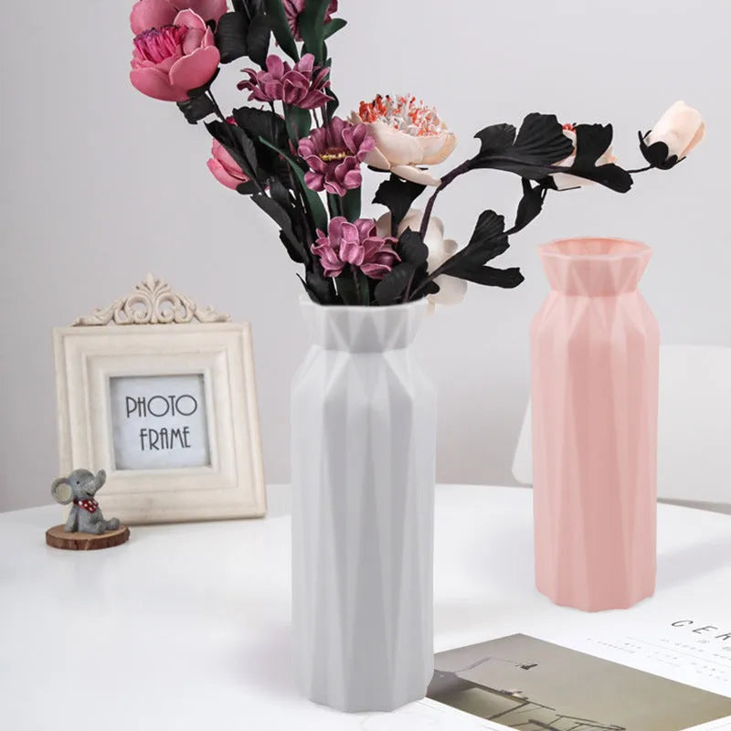 Green melamine plastic vase with 7.2 cm base diameter for desktop or floor floral displays