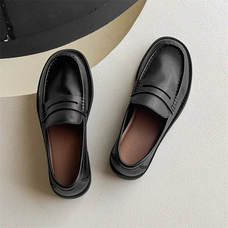 Men's slip-on casual shoes in beige with a microfiber upper and rubber sole