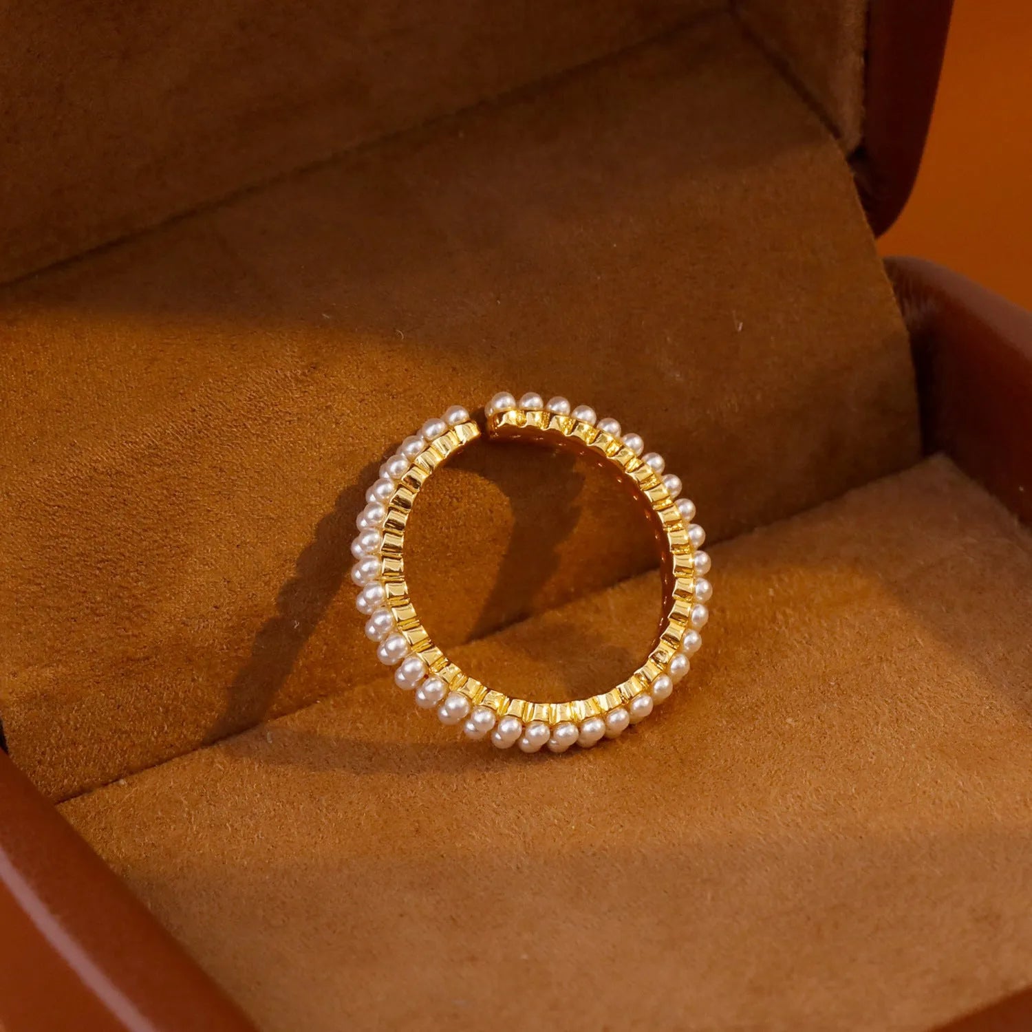 Geometric open-mouth women's ring with round pearl accent and gold electroplated finish