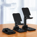 Wireless charging mobile phone holder desktop stand in black or white with 5W/15W options