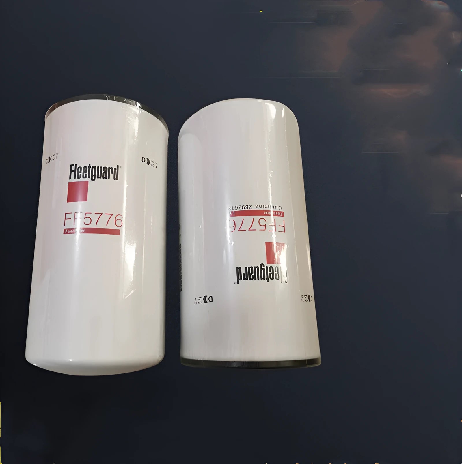 Glass fibre folding vacuum filter element for oil filtration with 32 mm connections