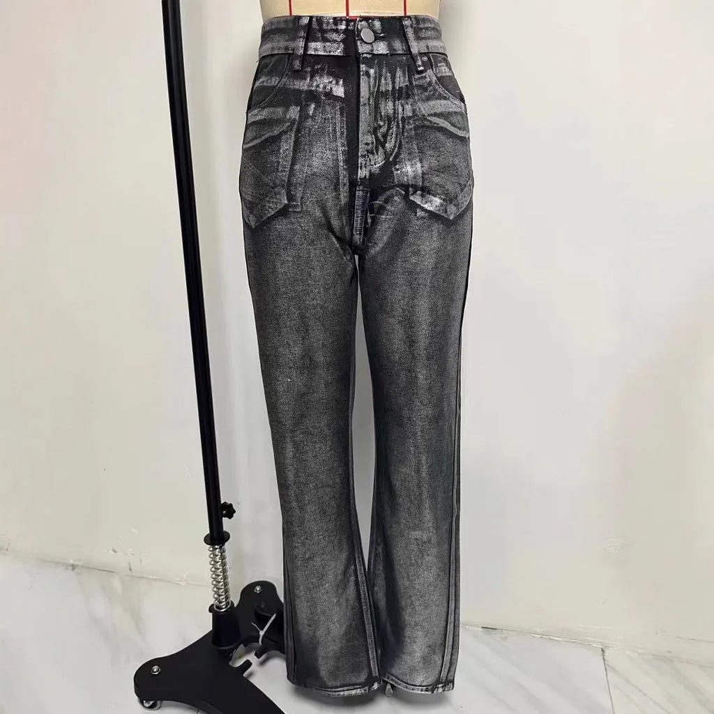Straight leg high waist jeans in blue denim with contrast colour street hipster styling