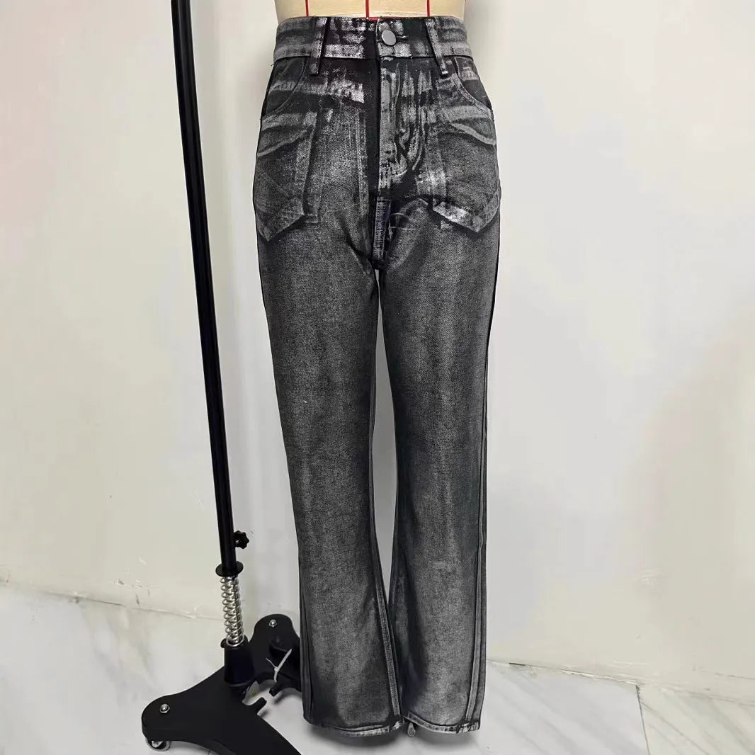 Straight leg high waist jeans in blue denim with contrast colour street hipster styling