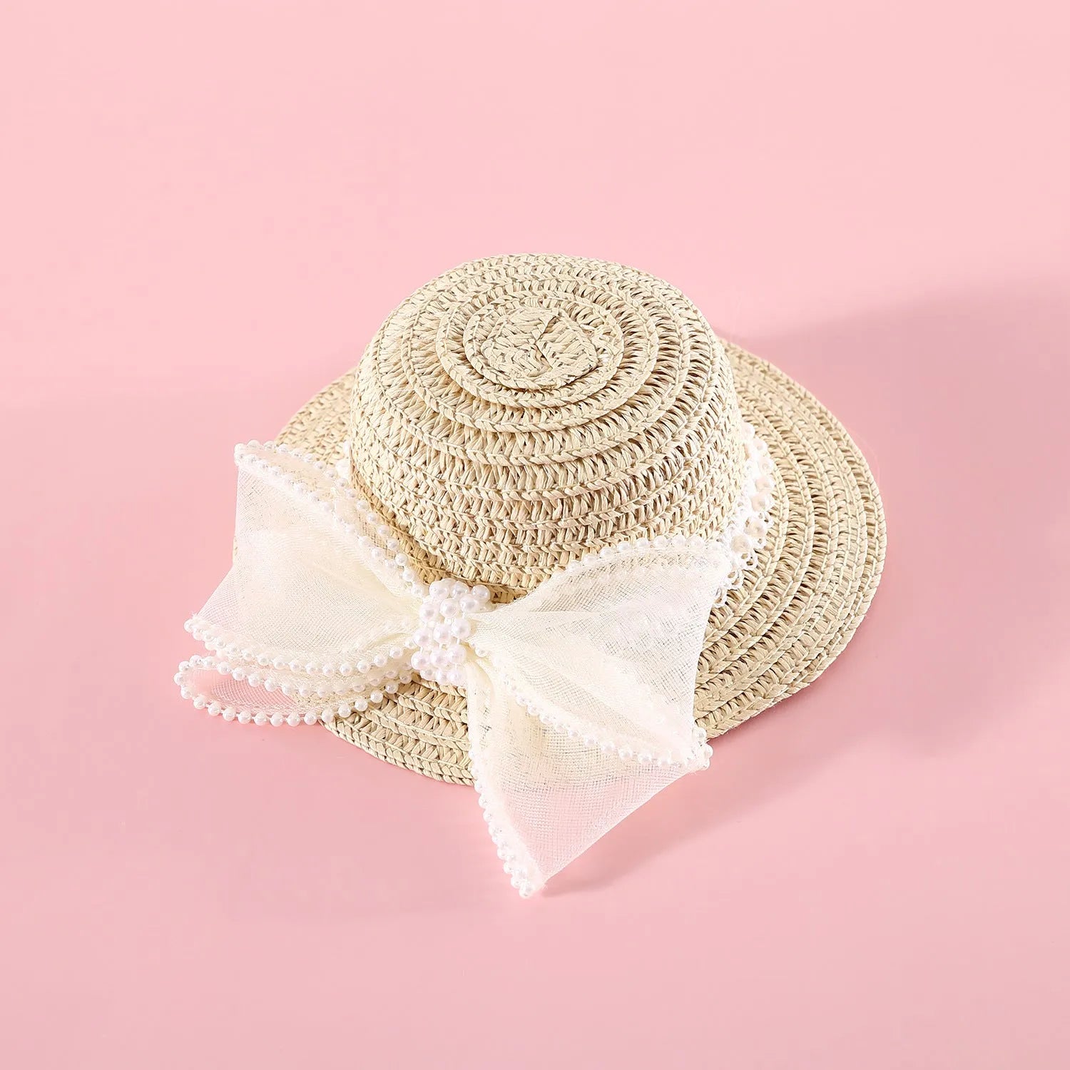 Woven straw hat for cats with pearl bow decoration in princess style