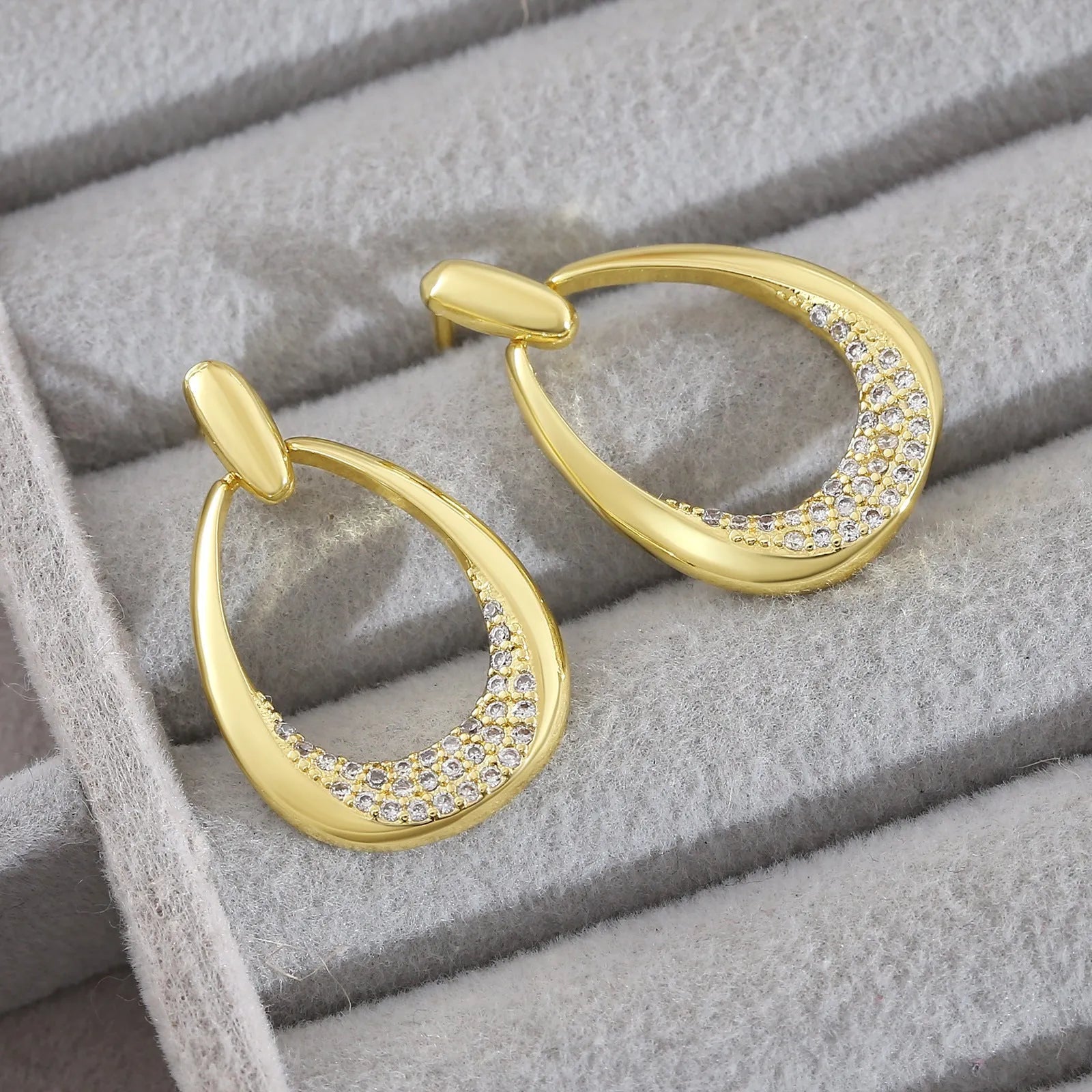 Yellow gold geometric drop earrings for women with zircon details, measuring 2.6cm by 1.7cm.