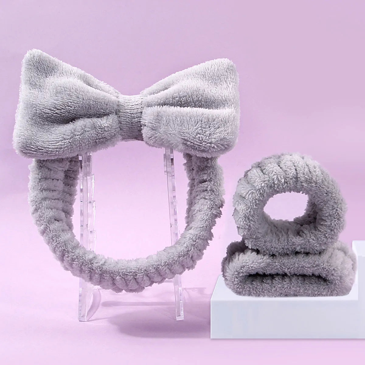 Facial brush set with coral fleece hair band in purple, grey, white, or pink colours