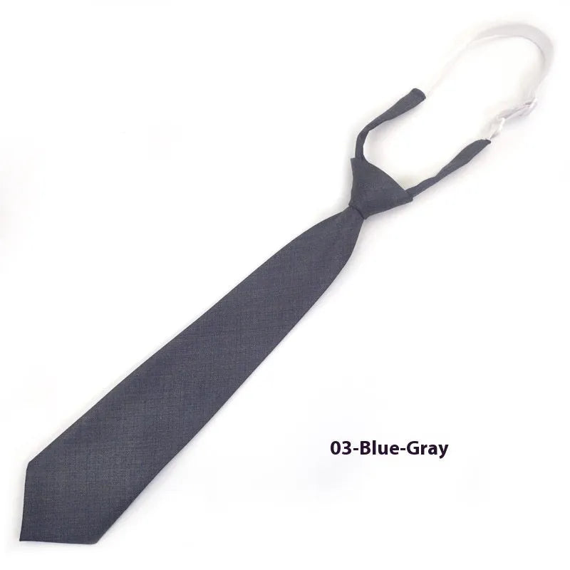 Men's solid colour cotton bow tie in arrow style measuring 35x7cm