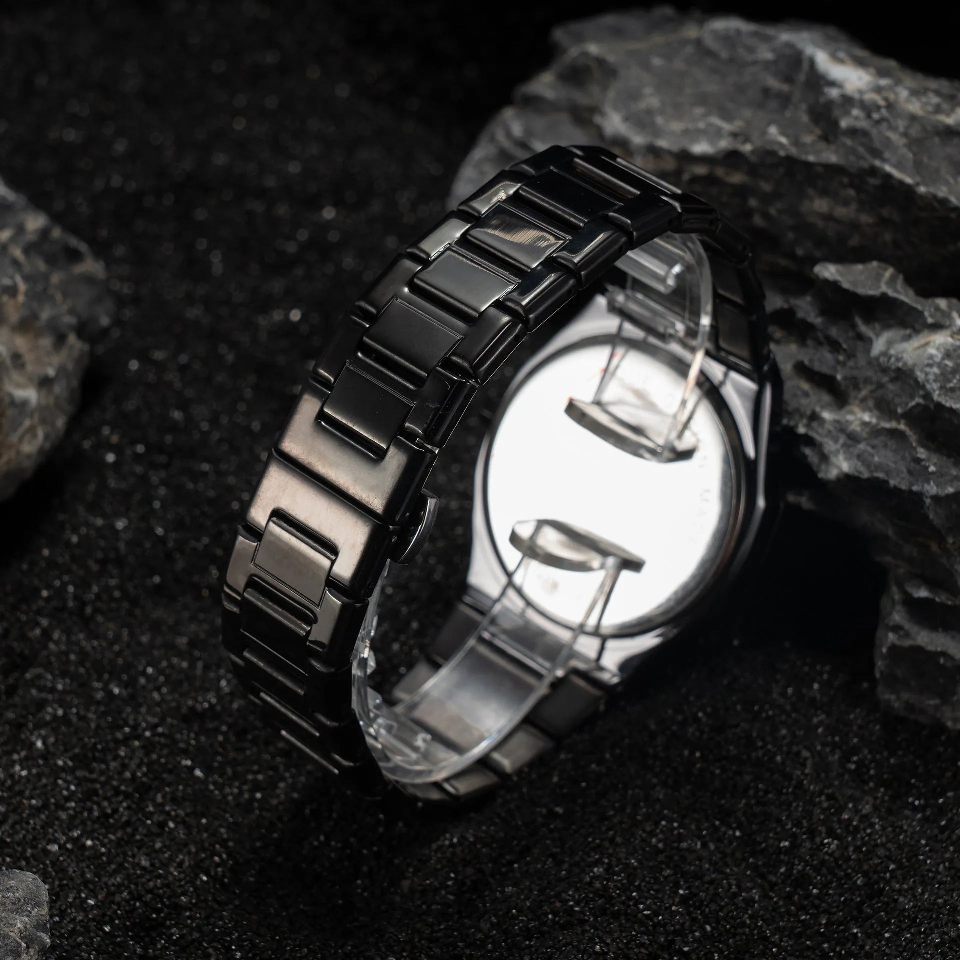 Business casual men's steel belt watch with quartz movement and 10mm thickness