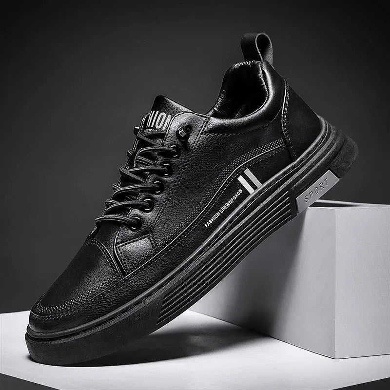 Men's white low-top skateboard shoes with elastic band closure and round toe