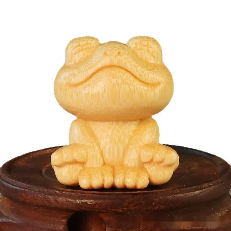 Smiling frog bamboo carving ornament with cartoon style, 5cm height solid wood decoration