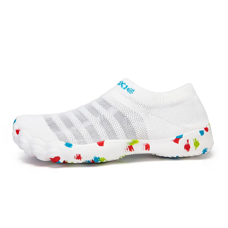 Camouflage water shoes with Flyknit upper and rubber sole in lace-up design