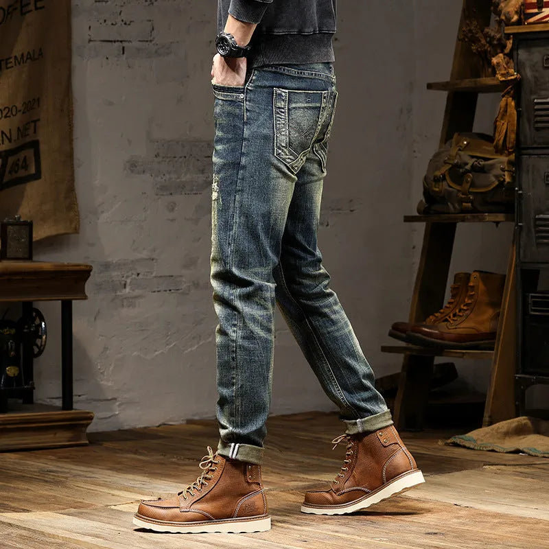 Men's skinny fit stretch denim jeans in retro colour with zip fly