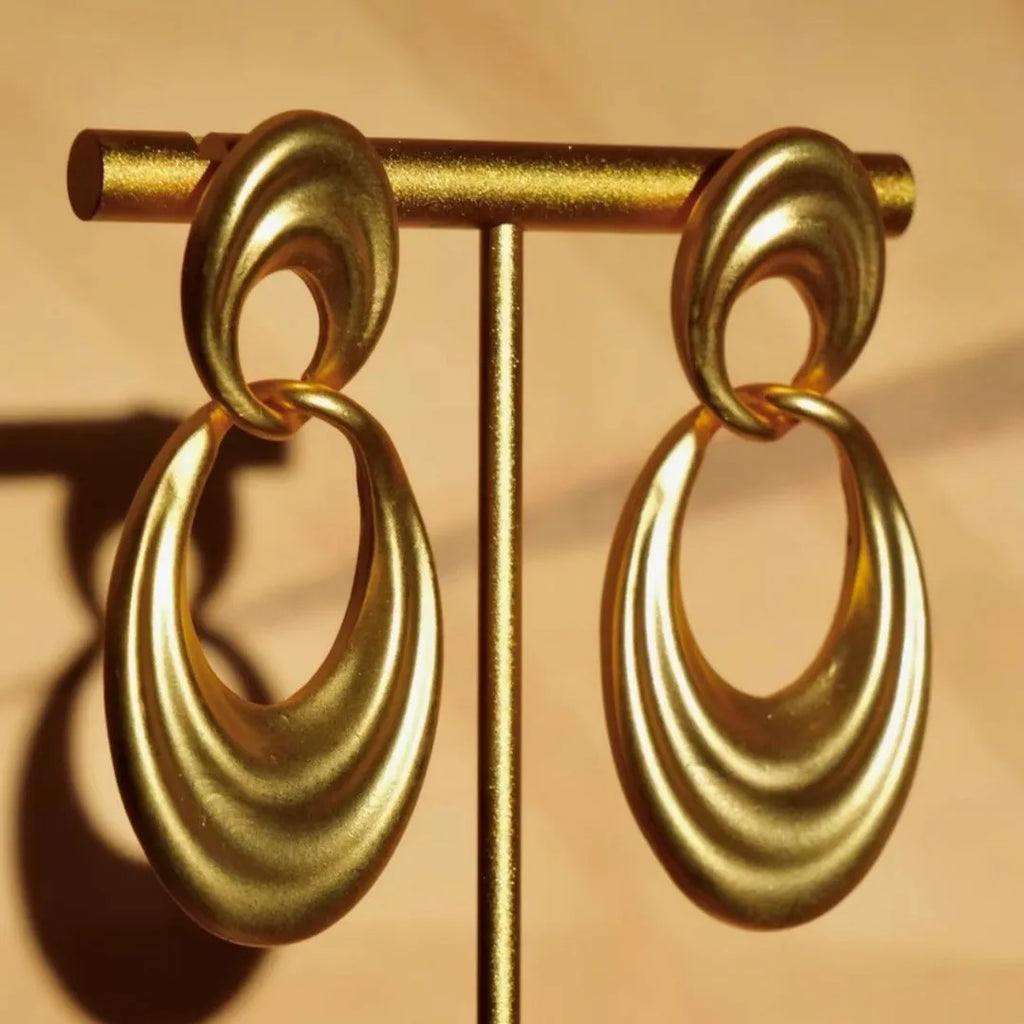 Quicksand-coloured double circle French retro earrings with U-shaped design on copper