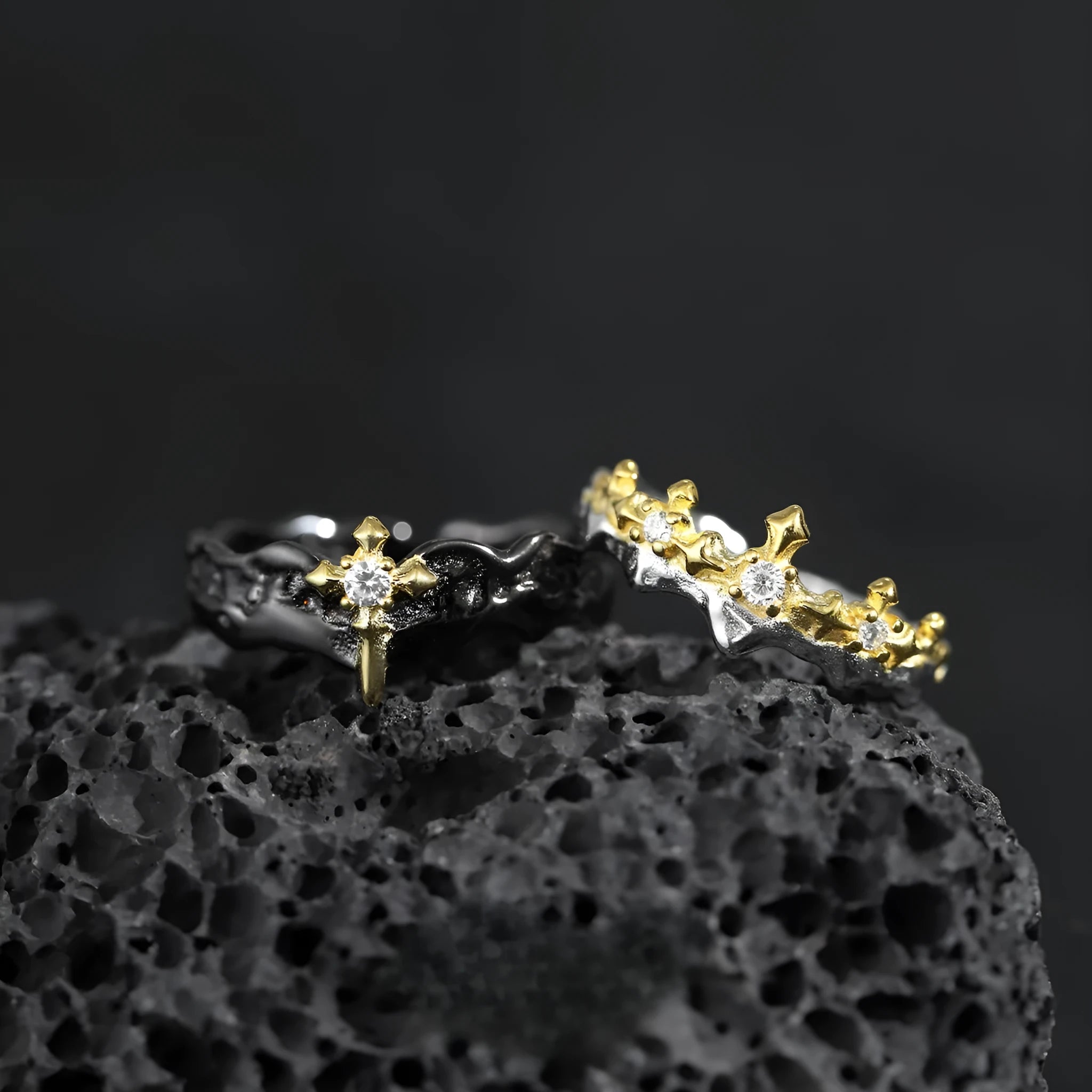 Princess Knight silver couple ring with adjustable opening and electroplated finish