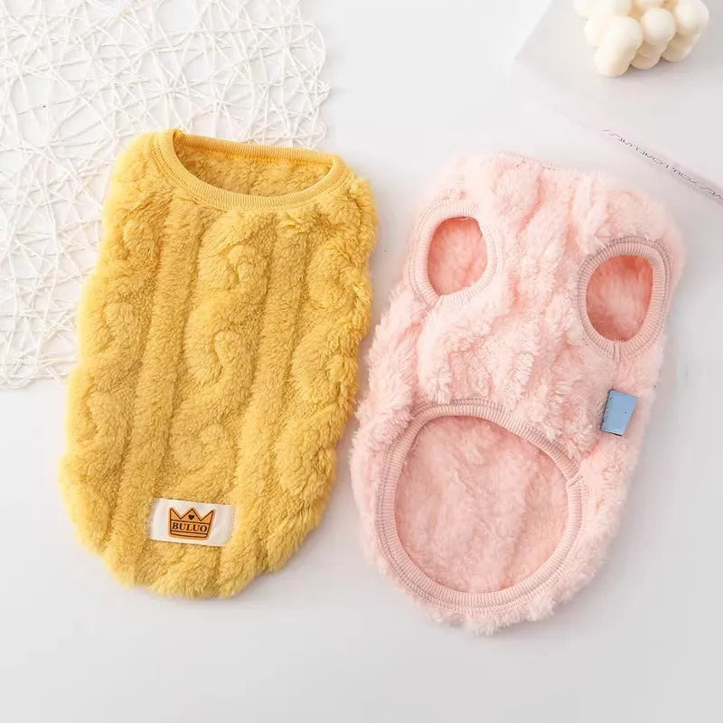 Thermal knitted thickened polyester vest for small dogs, yellow colour, XS size, chest circumference 30 cm