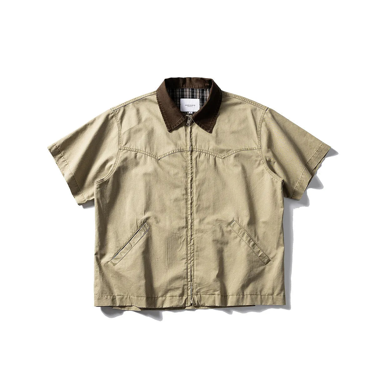 Men's khaki washed cotton overalls shirt with short sleeves in loose cardigan style