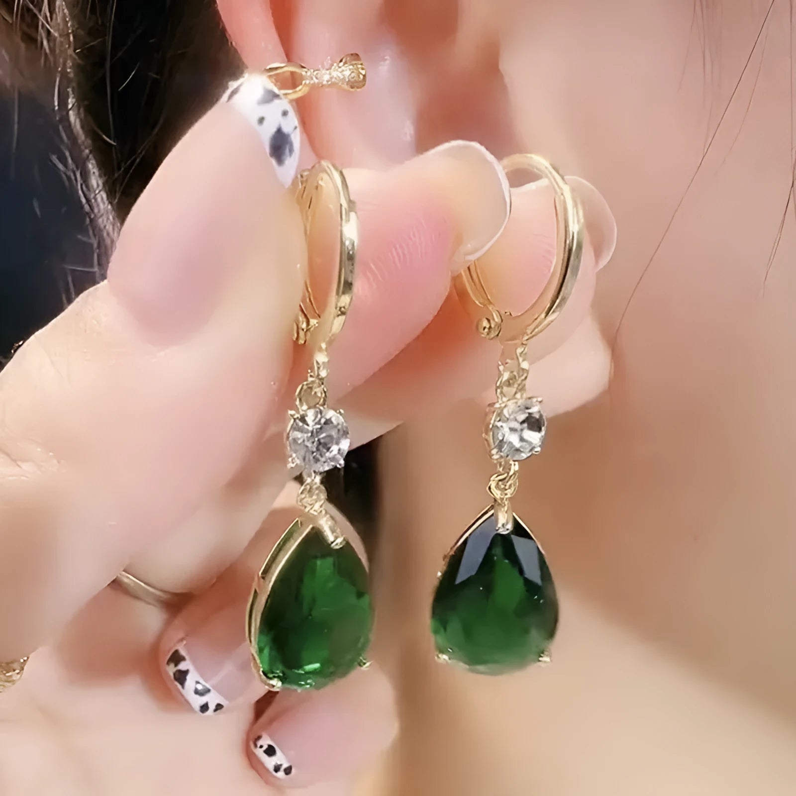 Green geometric teardrop alloy earrings with contemporary silhouette