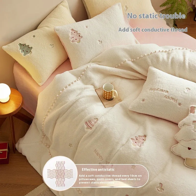 Winter milk fibre princess style bedding set with Christmas tree pattern on quilt and pillowcases.