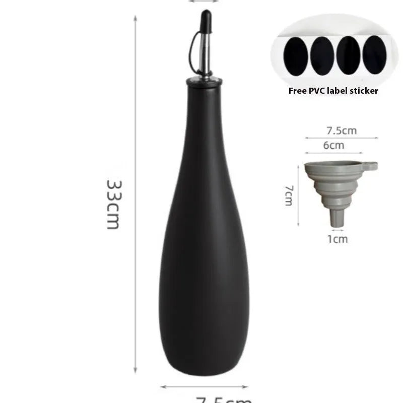 Ceramic oil pot with funnel available in black coffee and white colours with 650ml capacity