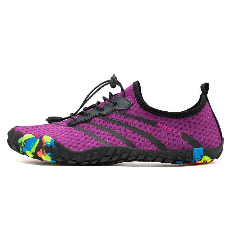 Low-top fast drainage beach swimming shoes in army green with mesh upper and rubber sole.
