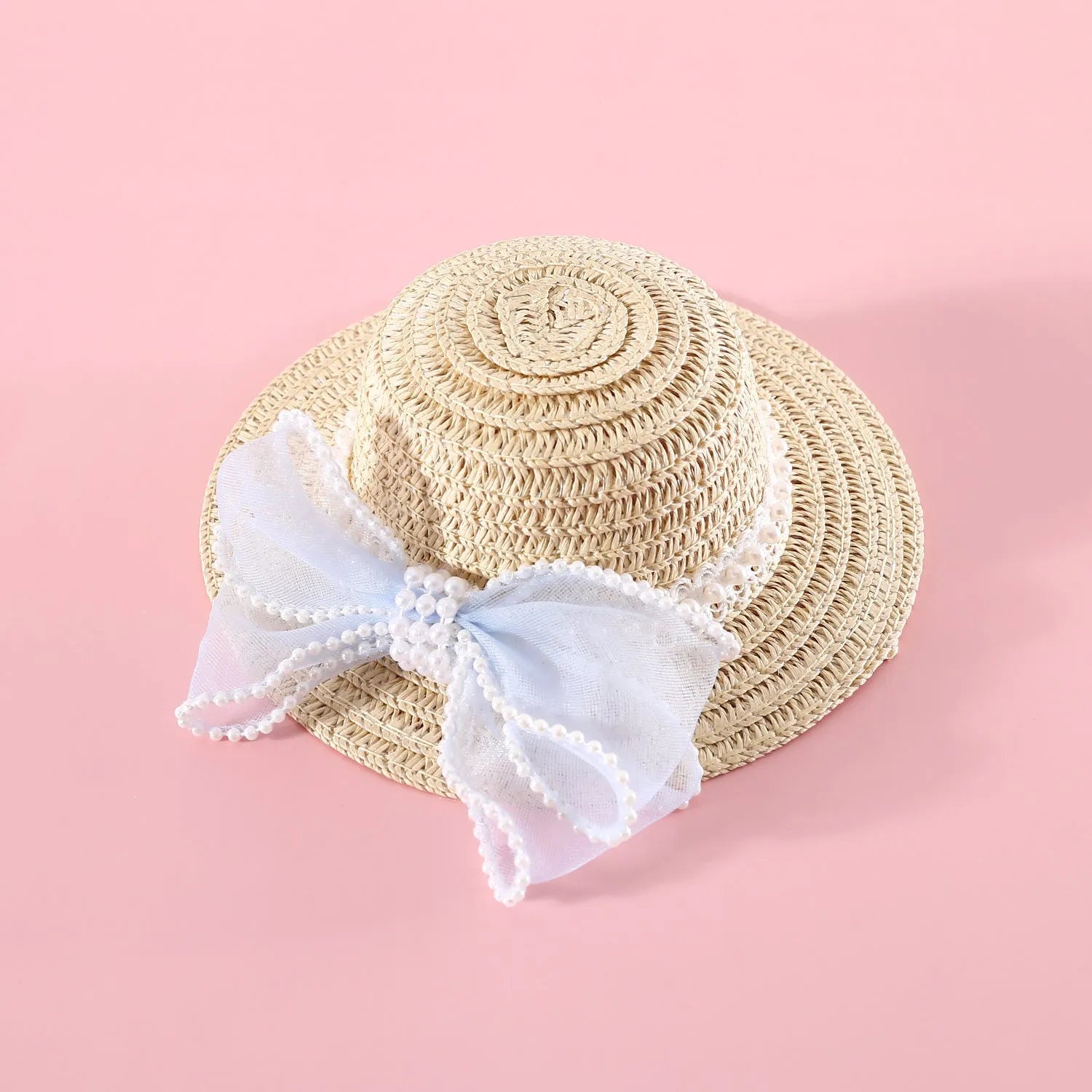 Woven straw hat for cats with pearl bow decoration in princess style