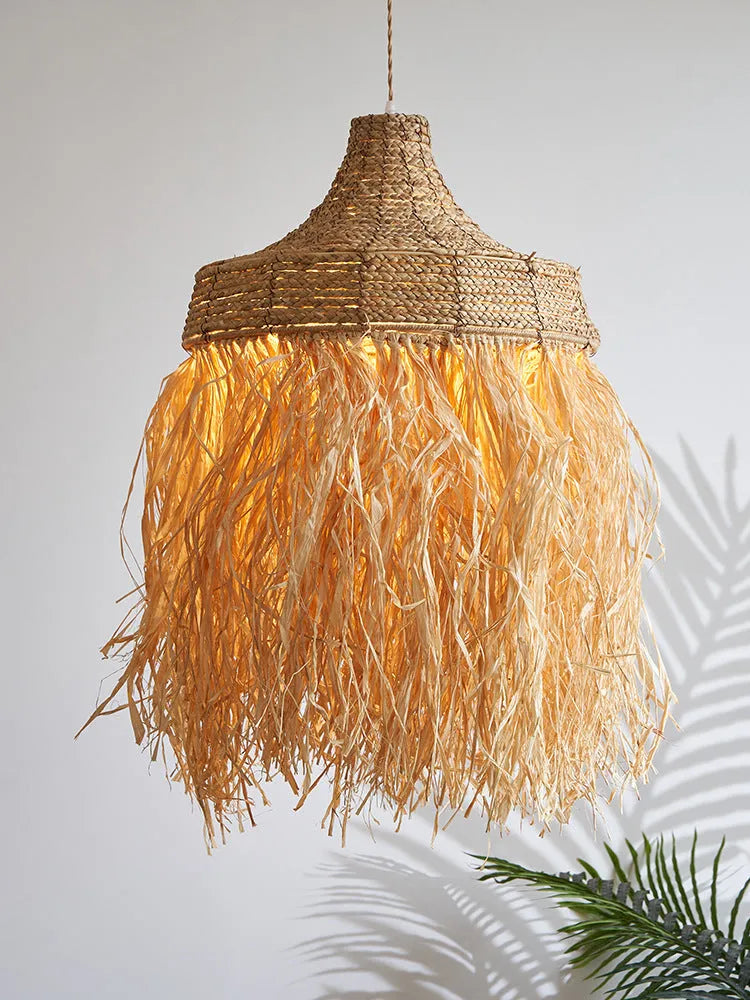 Retro southeast Asian style pendant light with 50cm diameter woven from wild vetch and willow materials