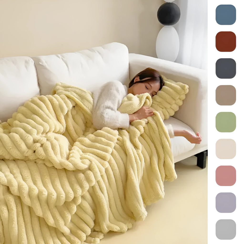 Soft Wind double-sided thickening faux rabbit fur blanket in a solid colour, shown in one of ten available shades.