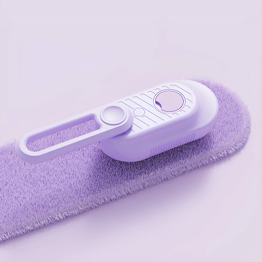 Dog grooming kit with a bottle of wash-free detangling spray and a matching ABS plastic massage comb.
