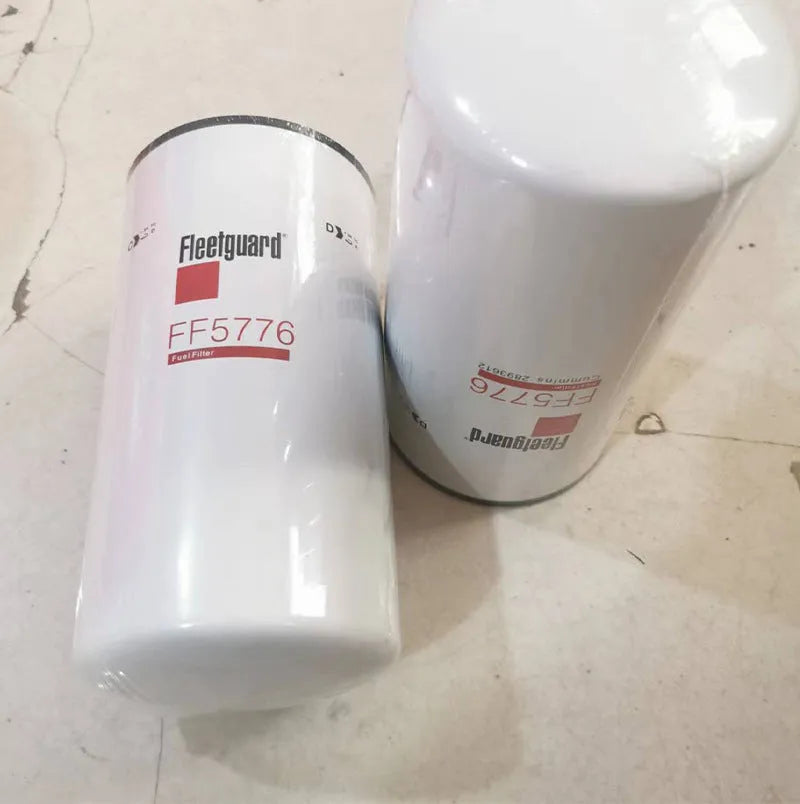 Glass fibre folding vacuum filter element for oil filtration with 32 mm connections