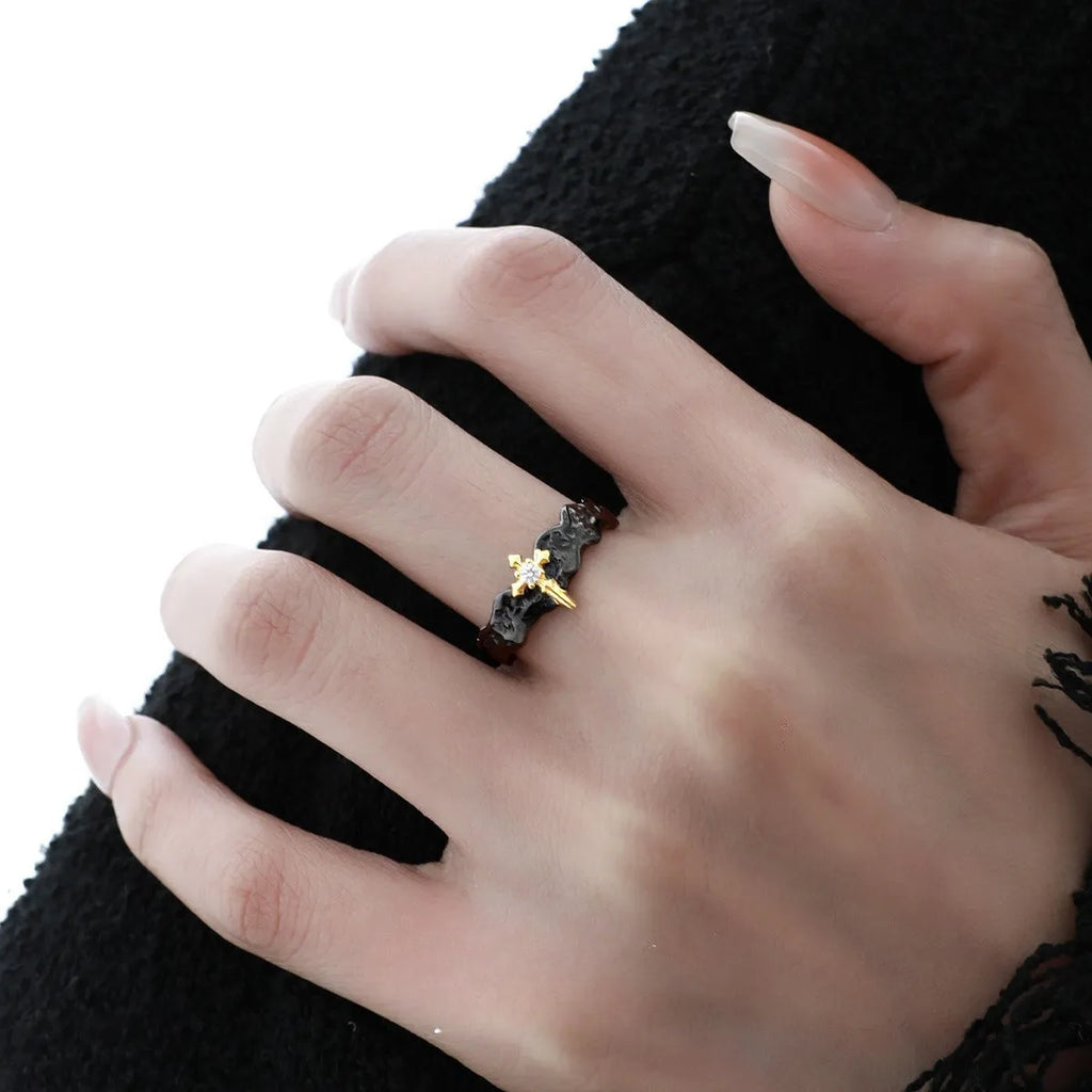 Princess Knight silver couple ring with adjustable opening and electroplated finish