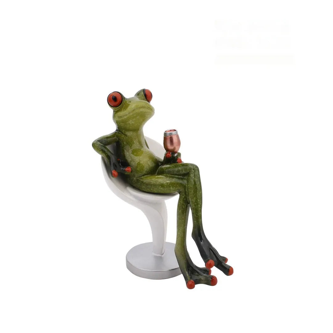 Pastoral style synthetic resin frog ornament for home decoration