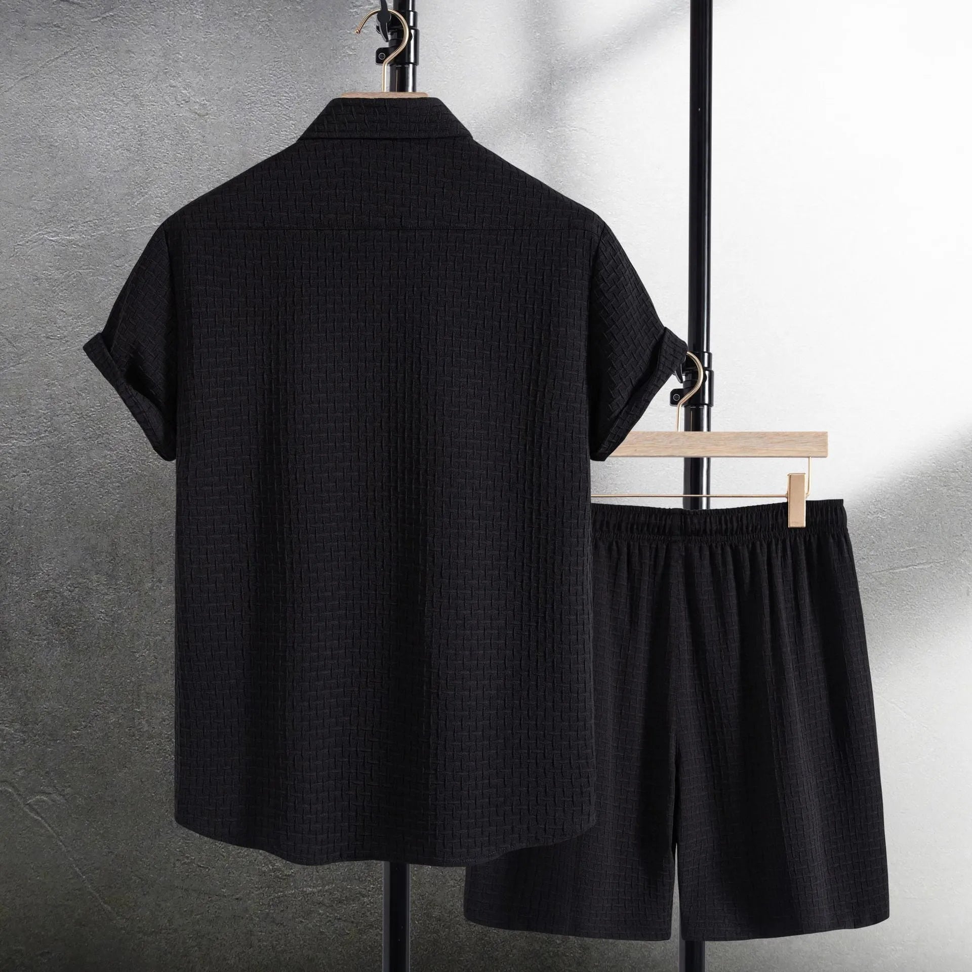 Men's beach suit with short sleeve shirt and matching shorts in cotton blend fabric