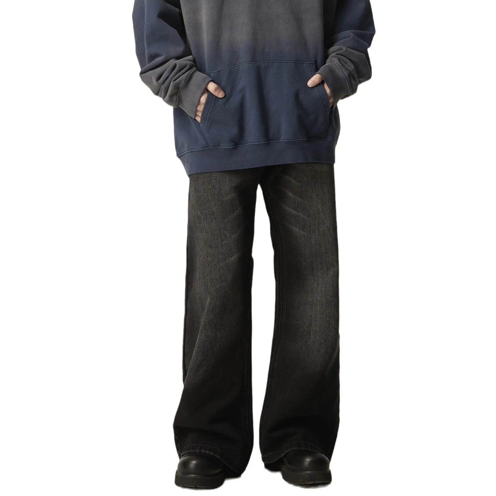 Black loose-fit straight-leg retro jeans on a mannequin, showing zip fly and casual style.