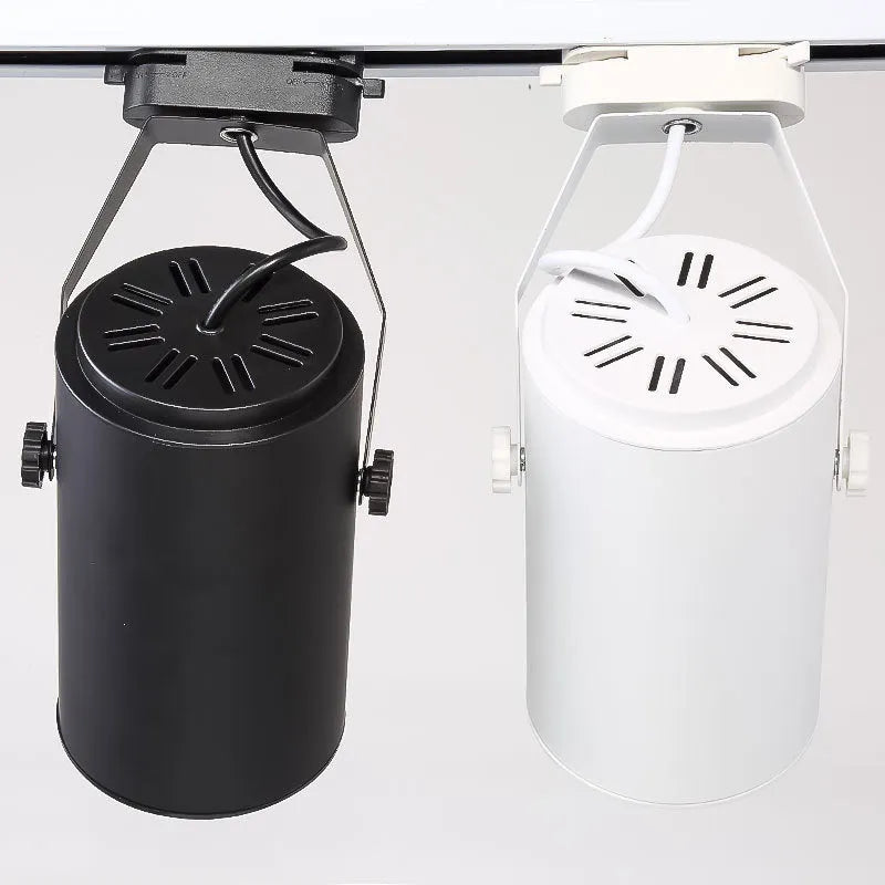 LED track spotlight with aluminium shell on lighting track for shop display illumination