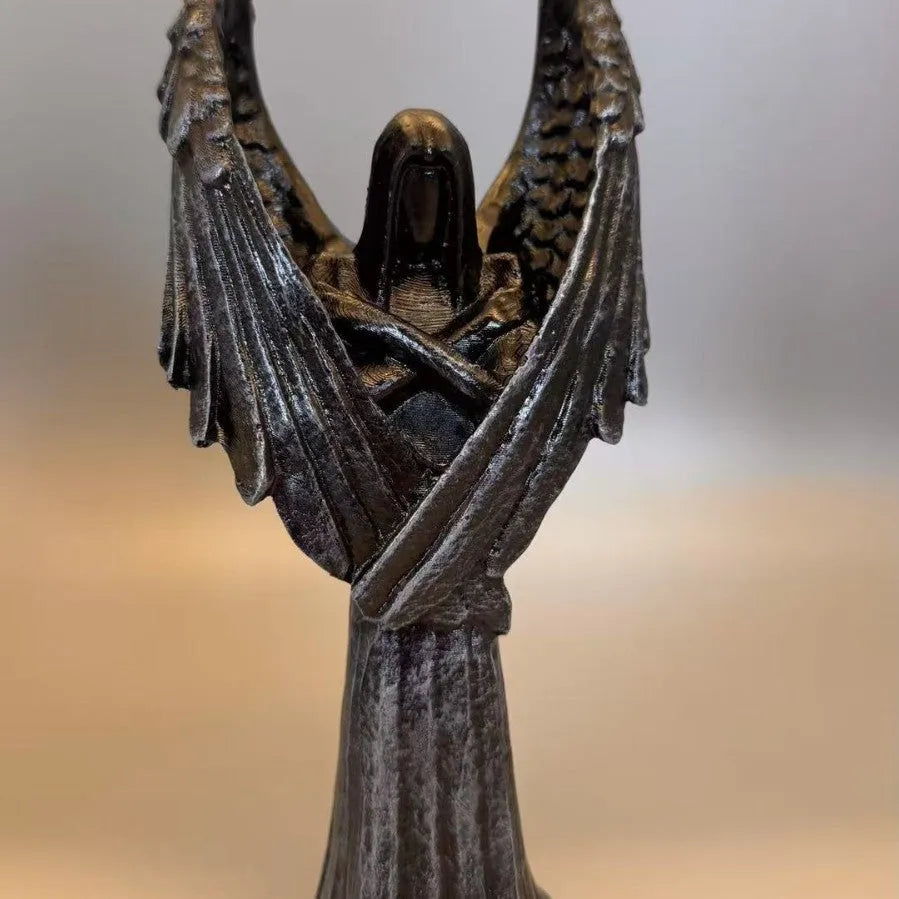 Dark Angel resin statue ornament measuring 6.5 by 5 by 17 centimetres