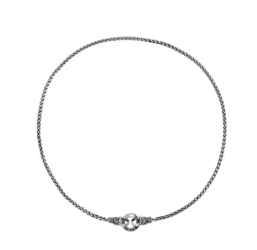 A simple S925 sterling silver clavicle necklace for women on a white background.