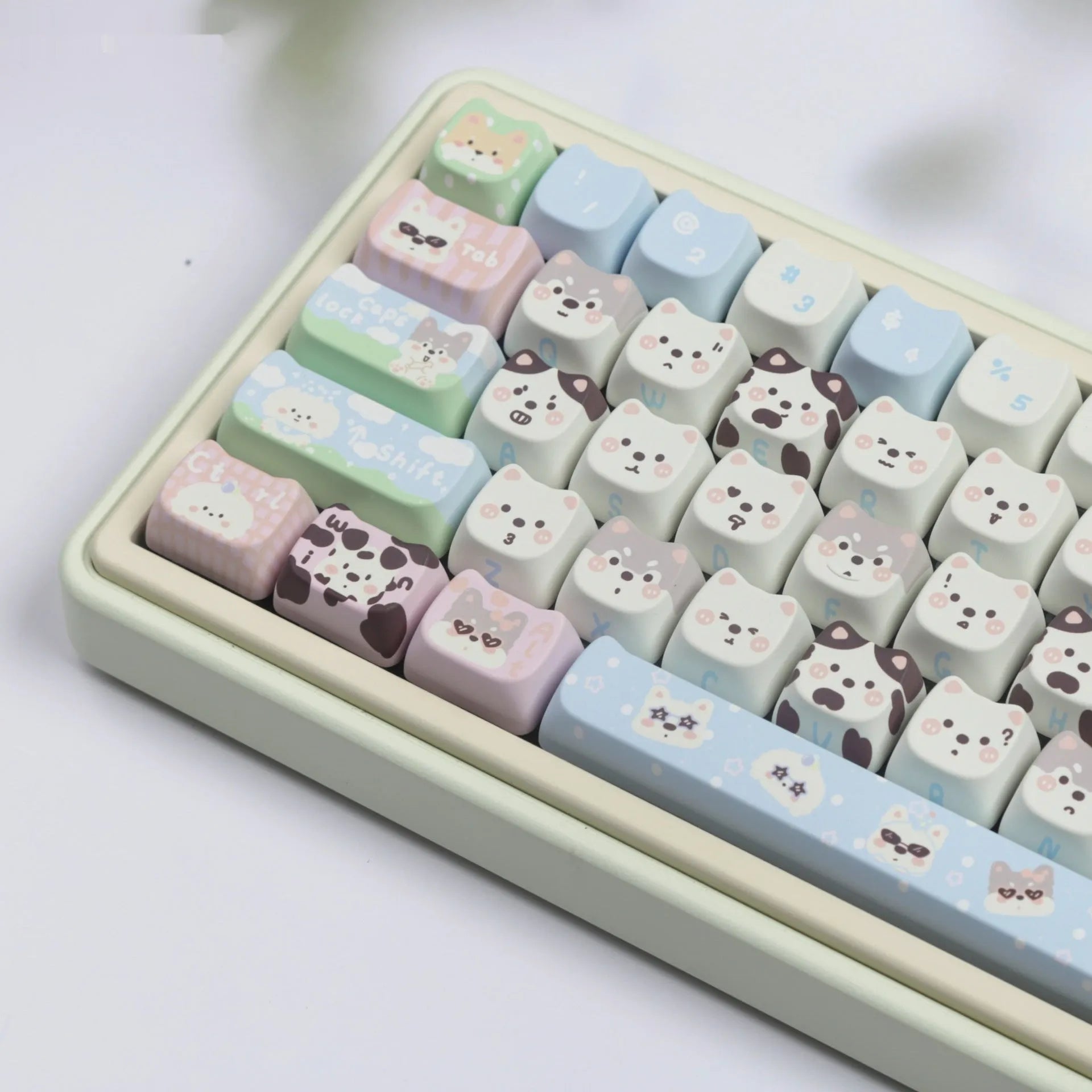 Full set of PBT key caps for mechanical keyboards with colourful cat and puppy sublimation designs.