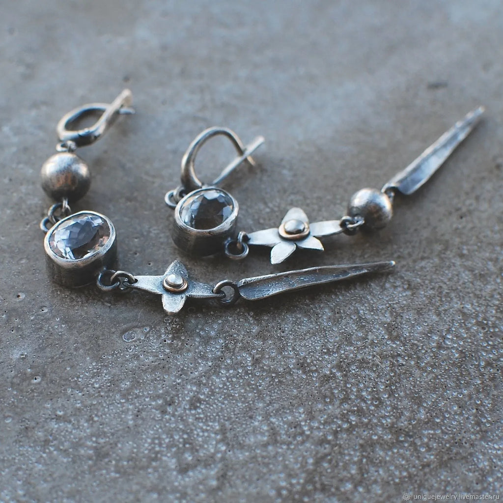 Hesheng geometric antique silver rhinestone pendant earrings with long drop design