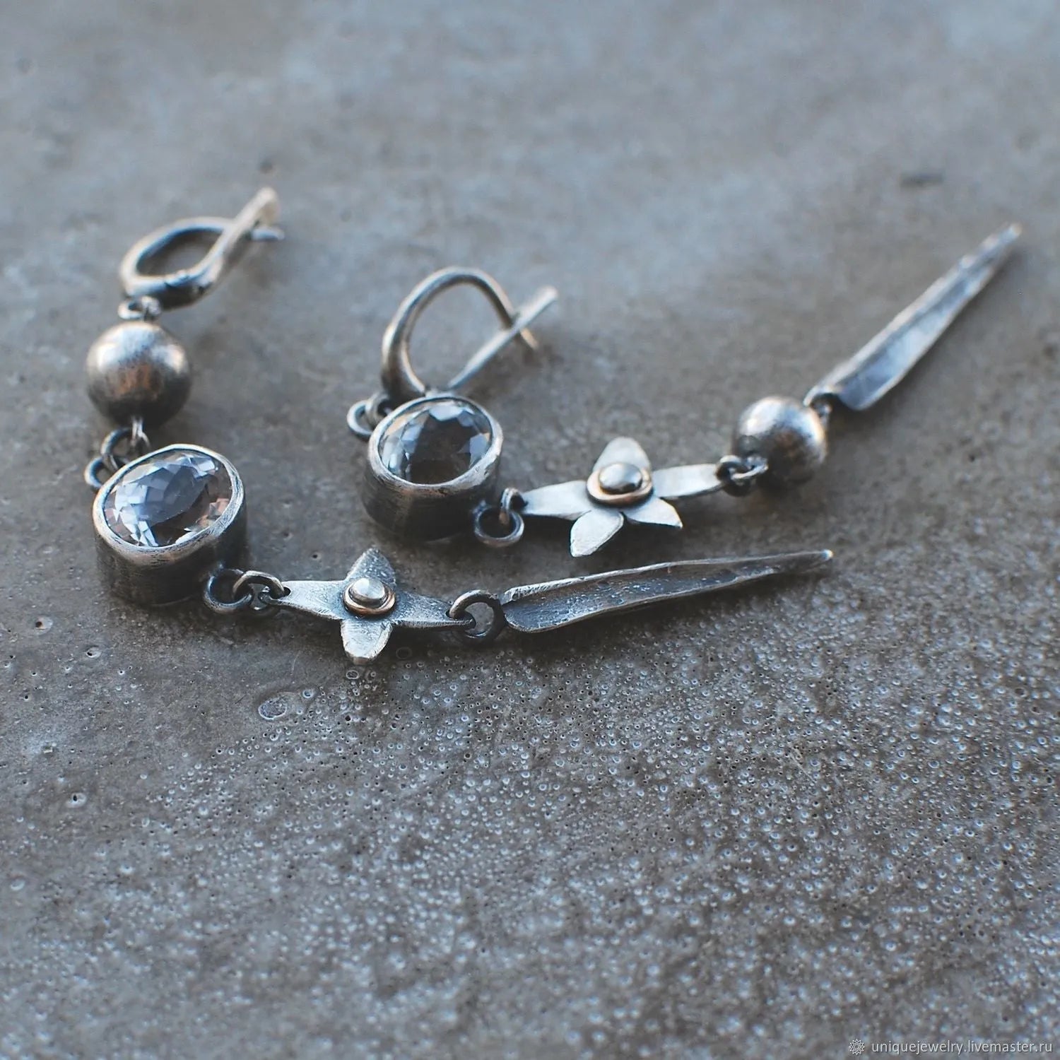 Hesheng geometric antique silver rhinestone pendant earrings with long drop design