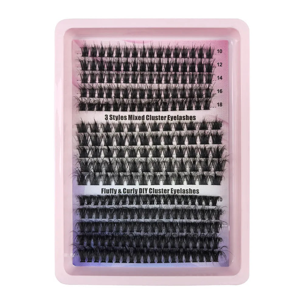 Large capacity false eyelash storage box with mixed specifications measuring 13.7cm by 13.5cm