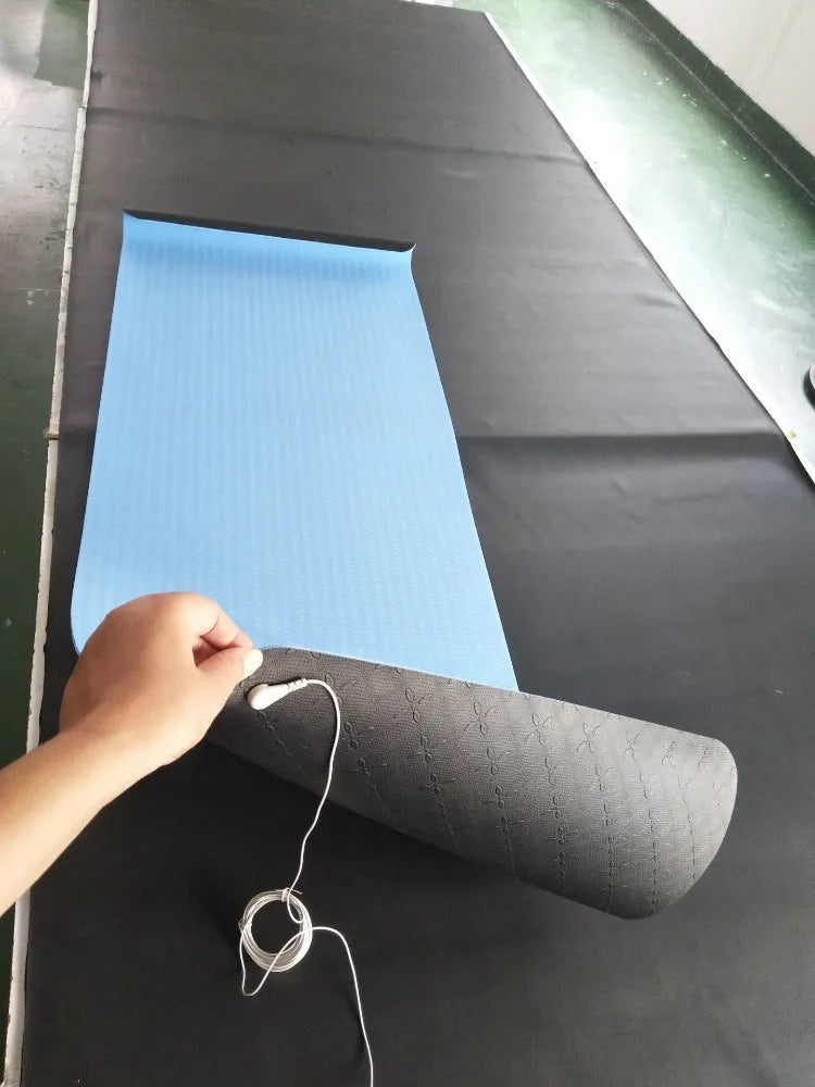 Blue conductive grounding yoga mat with plant pattern and grounding wire, size 182x61cm.