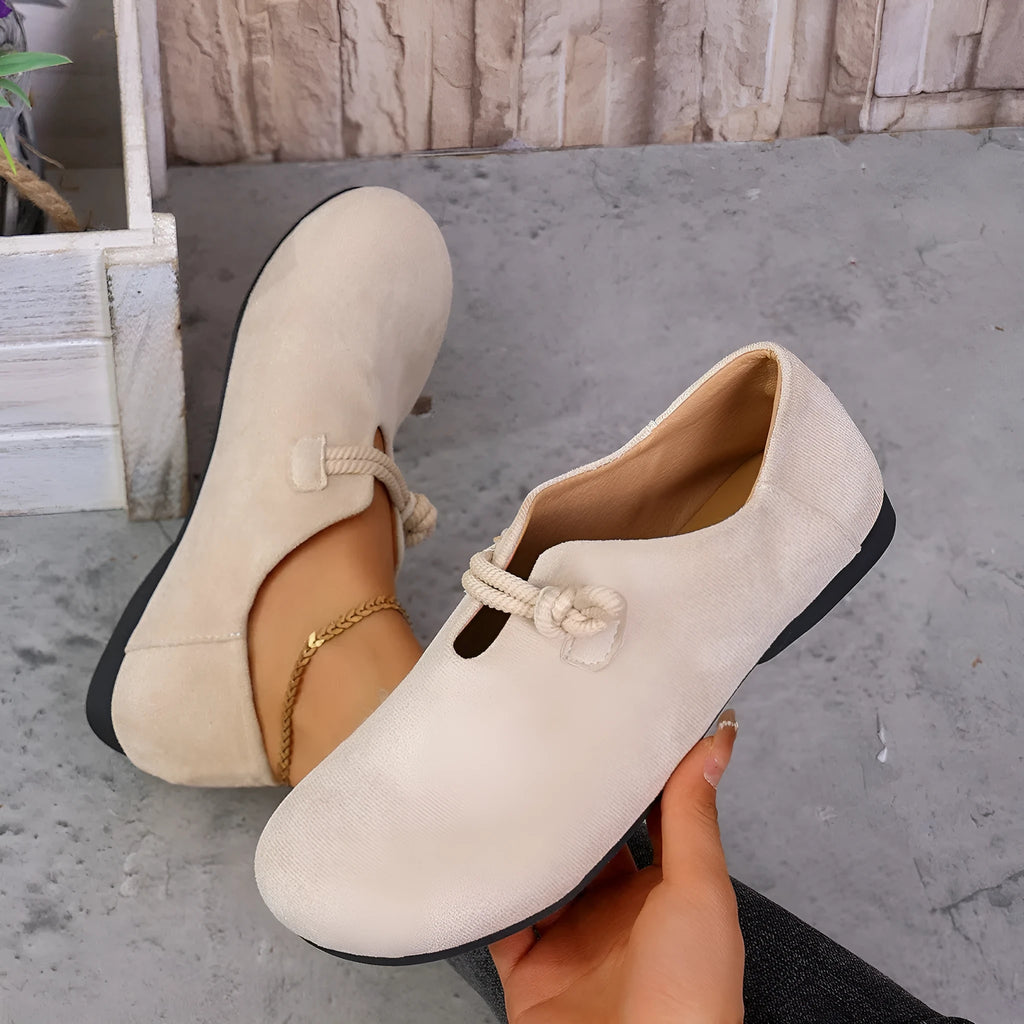 Round head slip-on full-cover solid colour suede flat shoes with flat heel and rubber sole