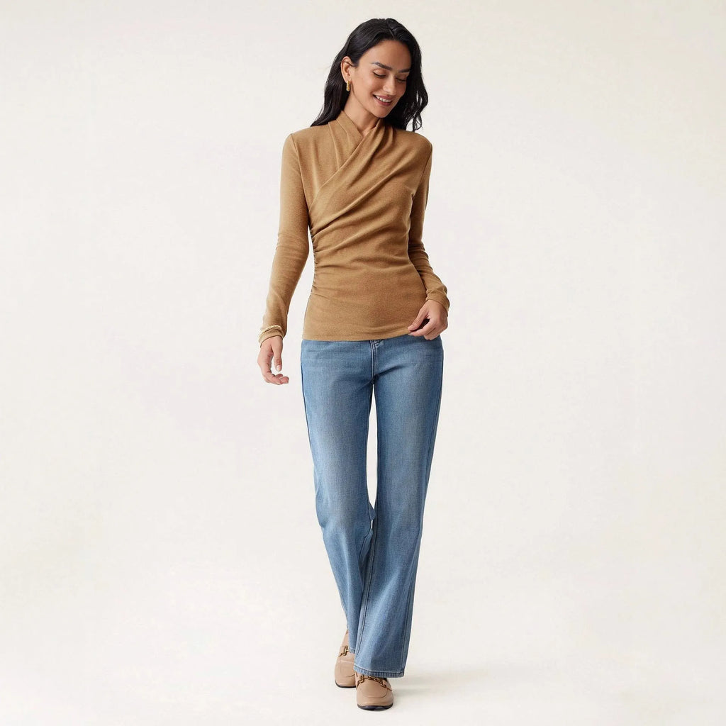 Camel-coloured women's slim fit polyester pullover sweater with long sleeves