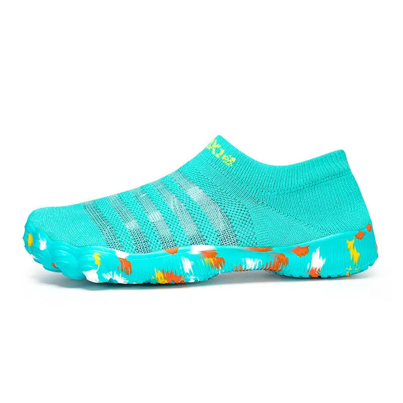 Camouflage water shoes with Flyknit upper and rubber sole in lace-up design
