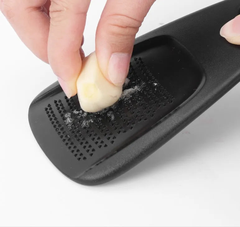 Six stackable kitchen gadgets with utility brush in modern design, made from PP plastic and stainless steel