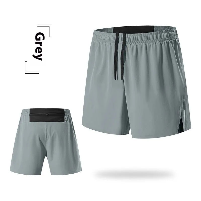 Men's loose-fitting off-road running shorts in black, shown for marathon and cross-country training