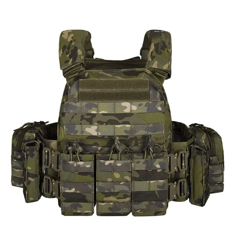 Polyester camouflage tactical vest for outdoor training and shooting sports in free size