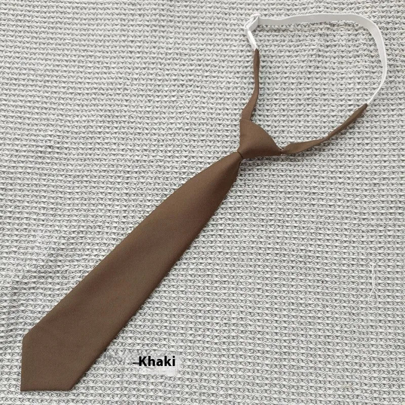 Men's solid colour cotton bow tie in arrow style measuring 35x7cm