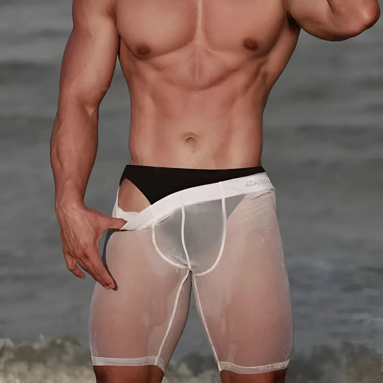 Men's seamless mesh shorts in black, white or pink with hip-lifting fit